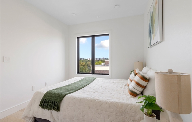 1 bed, 1 bath, 708 sqft, $2,900, Unit 303