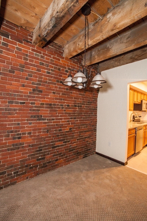 146 COMMERCIAL ST