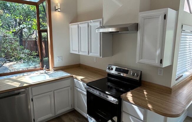Remodeled 3-Bedroom Home in the Heart of Mountain View! OPEN HOUSE: Wednesday (6/25) from 5:00 PM to 5:30 PM