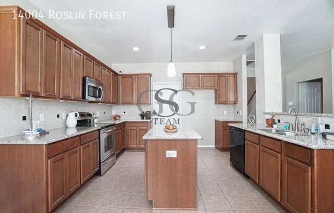 14004 ROSLIN FRST
