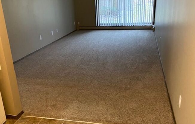 2 beds, 1 bath, 850 sqft, $1,299, Unit 1200204