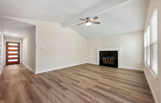 GREAT 3/2 HOME IN THE HEART OF NE AUSTIN!