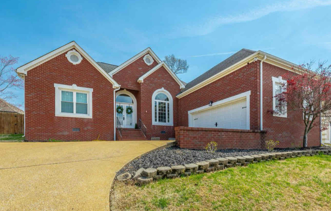 8102 HAMILTON ML DR