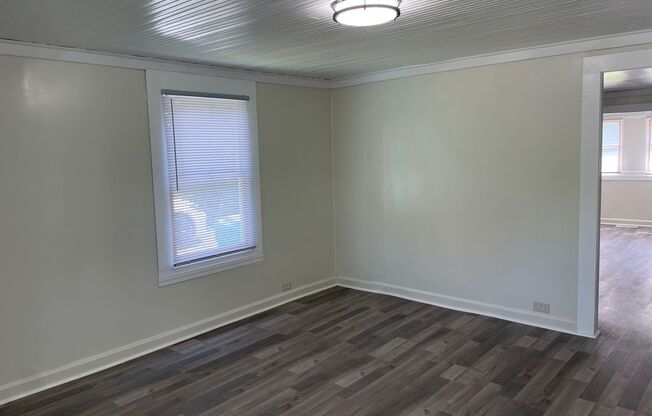 NEWLY RENOVATED 3 BED, 1.5 BATH WITH BONUS ROOM! LOCATED IN HIGH POINT!