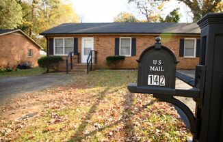 Charming 2BR Duplex in Concord