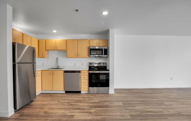 1 bed, 1 bath, 591 sqft, $1,949, Unit 102