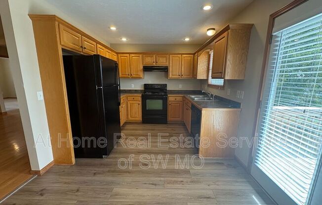 3008 W GARTON