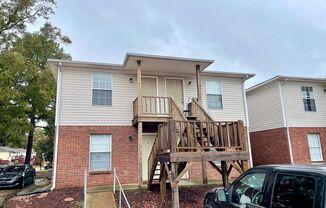 1 bed, 1 bath, $900, Unit G