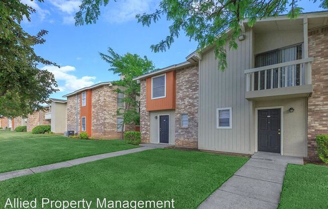 Come live the good life here at Creek bend Apartments!