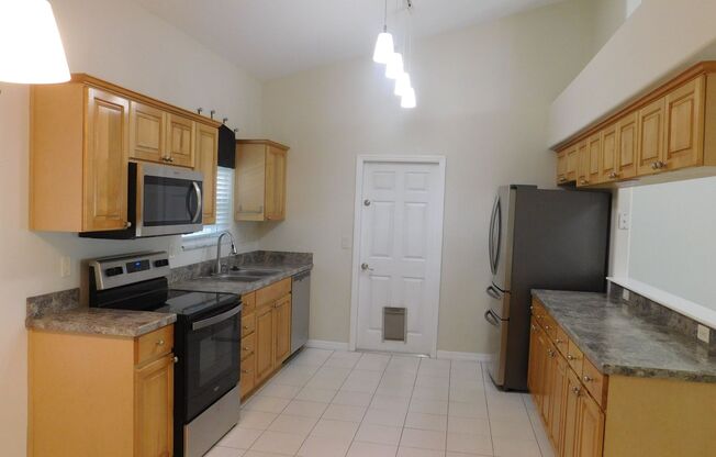 4 beds, 2 baths, $2,100