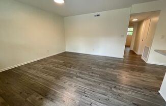 See This Renovated 2 Bedroom In Green Oaks!