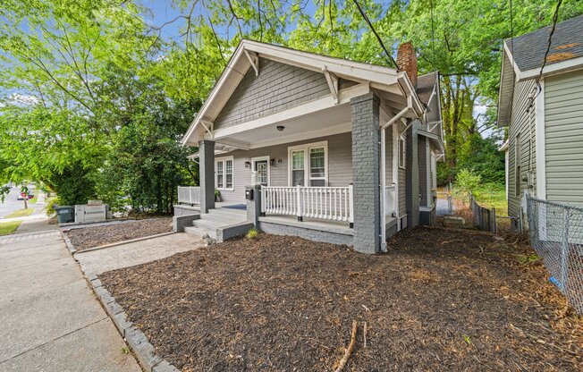 116 W 4 AVE