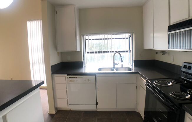 Studio, 1 bath, 600 sqft, $2,798, Unit 106