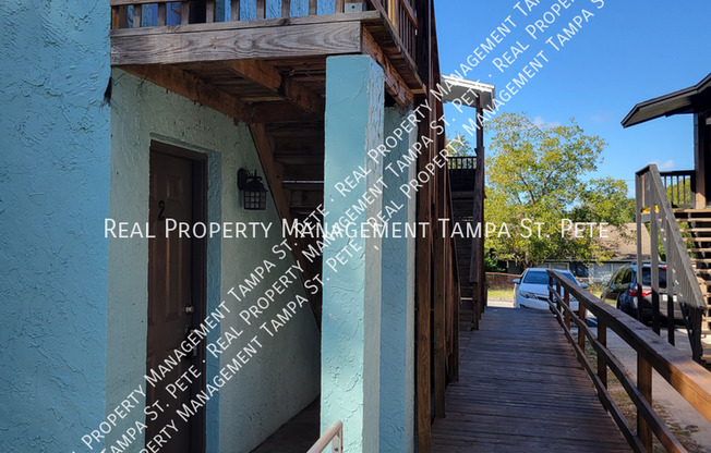 8429 N 39 ST