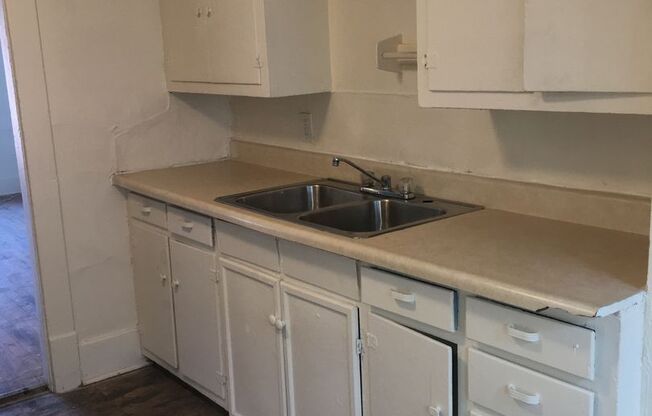 Duplex at 1430 SW Polk St