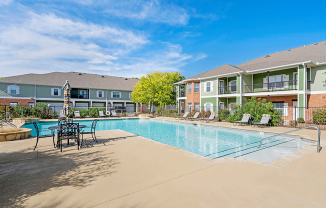 Reflections of Island Park: Luxury Townhomes in Shreveport, LA