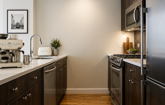 1 bed, 1 bath, $5,695, Unit 13C