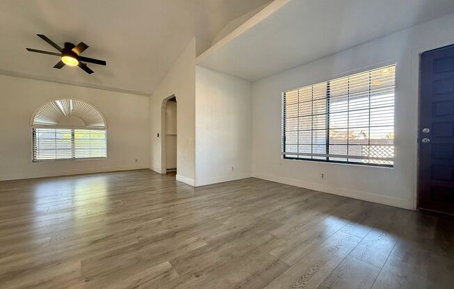 2 BEDROOM CONDO WITH 2 BALCONIES, RIGHT NEXT TO THE POOL, MINUTES FROM THE STRIP