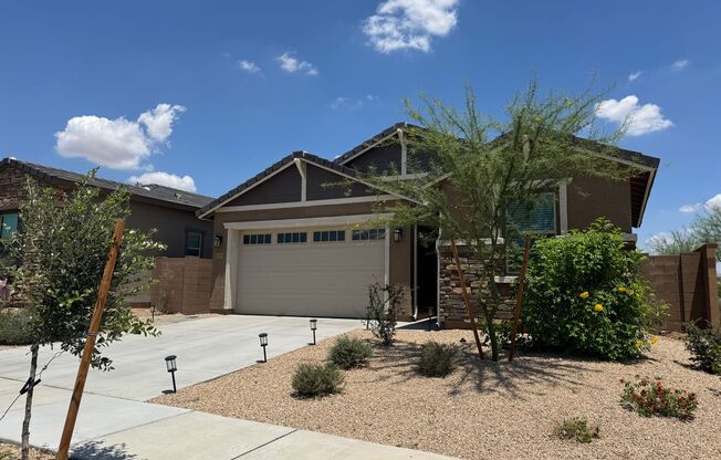BRAND NEW 5 BEDROOM HOME IN COPPERLEAF IN PHOENIX