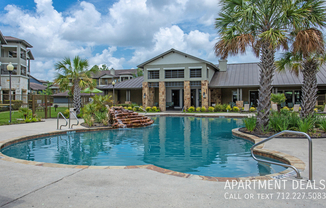 107 Hollow Tree Ln