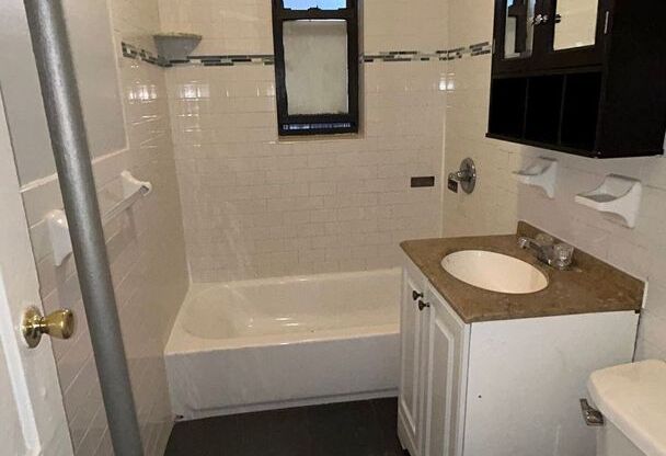 930-Berkeley Manor, LLC
