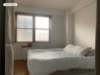 2 beds, 1 bath, $5,600, Unit 19J