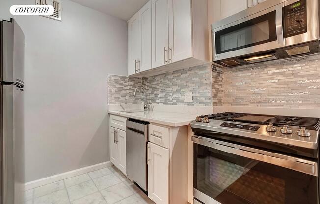 1 bed, 1 bath, $3,650, Unit 19A