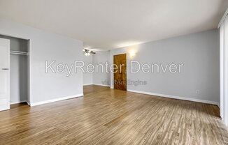 2 beds, 1 bath, 813 sqft, $1,189, Unit 6-301