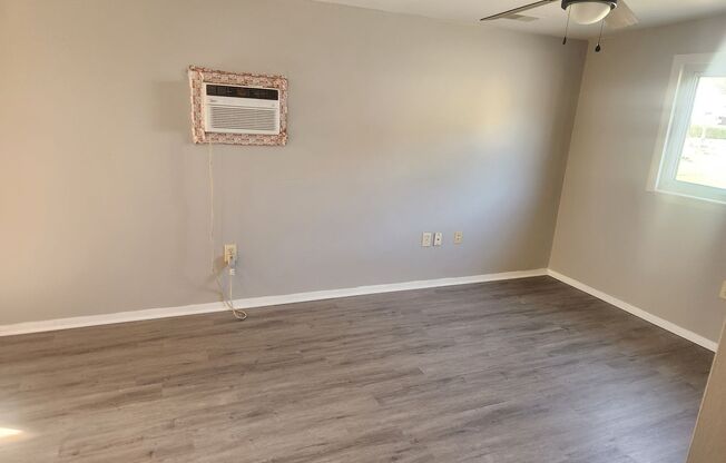 1 bed, 1 bath, 750 sqft, $695, Unit D