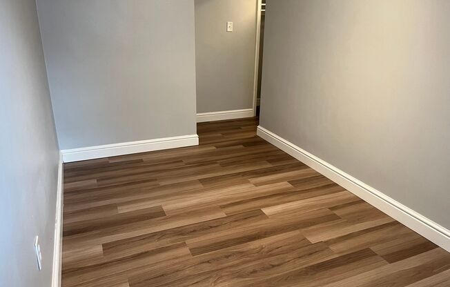 3 beds, 1 bath, 1,000 sqft, $2,199, Unit 6224 Fifth Ave. #210H
