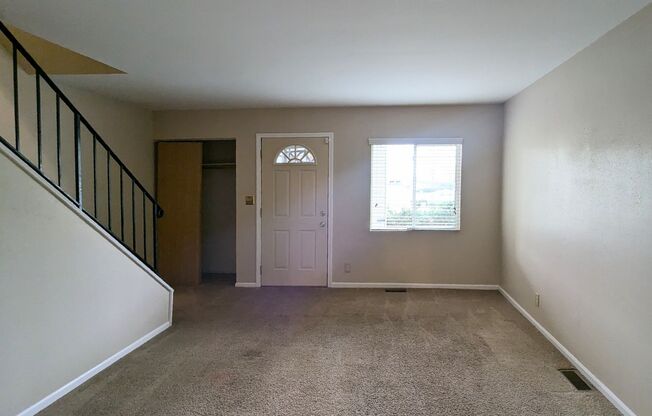 4 bd 1.5 ba townhome Joliet