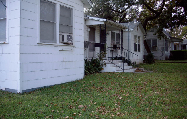 2202 LEE HALL