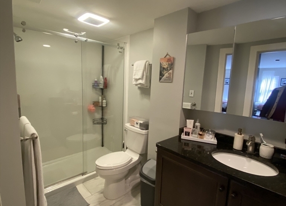 210 Hemenway St 1B