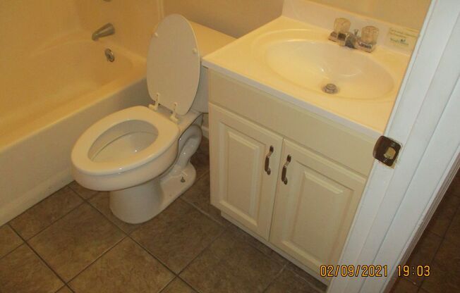 Pelham Drive, 162-B