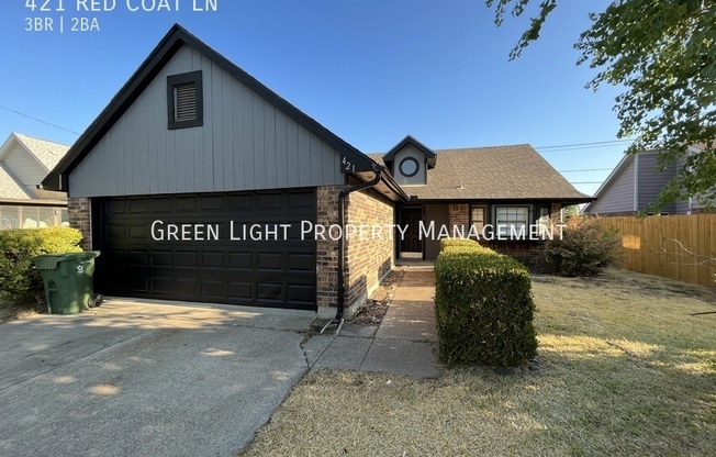 421 RED COAT LN