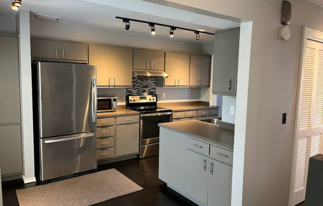 1621 S Quaker Ave Unit #1