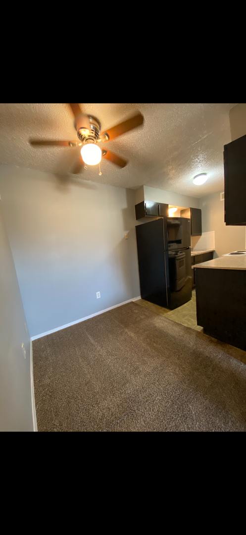 1 bed, 1 bath, 600 sqft, $1,000, Unit 6024-8