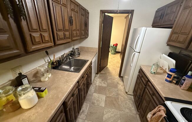 425 E. Henry Clay St.