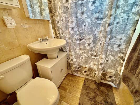 260 8 74 AVE
