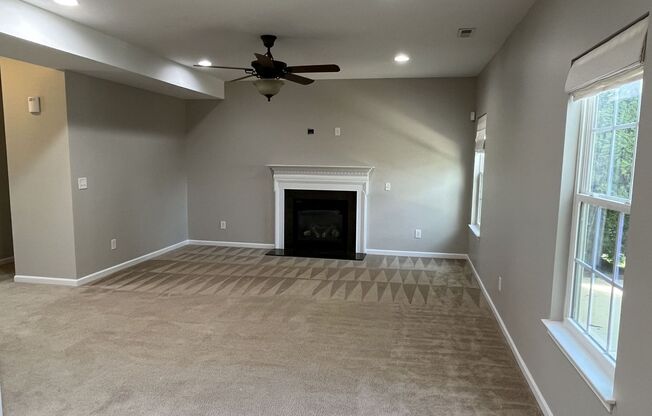 Beautiful 2 Story Corner Lot 3 Bed home in Davidson