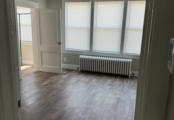 901 N 27 ST