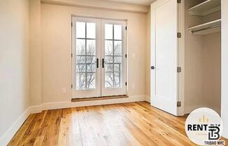 234 N 12 ST