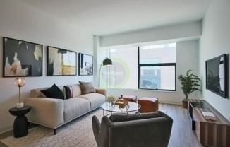803 W VAN BUREN