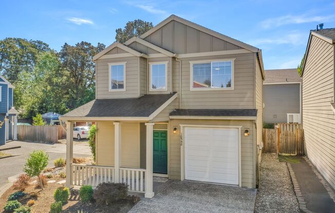 Beautiful 3 Bed, 2.5 Bath Rental Home in Beaverton!