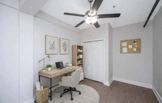 2 beds, 2 baths, 950 sqft, $2,600, Unit 320