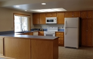 3 beds, 2 baths, $1,950