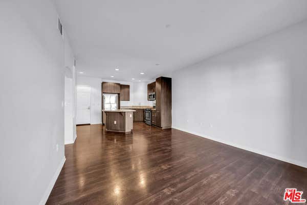 1 bed, 1 bath, 715 sqft, $2,195, Unit 304