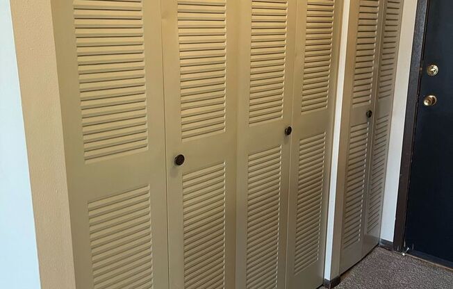 Studio, 1 bath, 300 sqft, $1,060, Unit 102-204