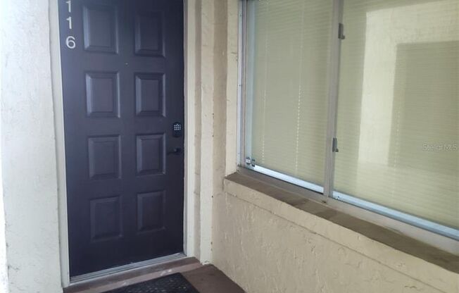 1 Bedroom 1st Floor Del Rey Condo with new stainless appliances and tile flooring