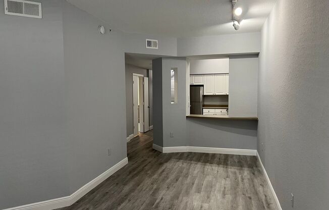 402 S Armenia Ave. #133
